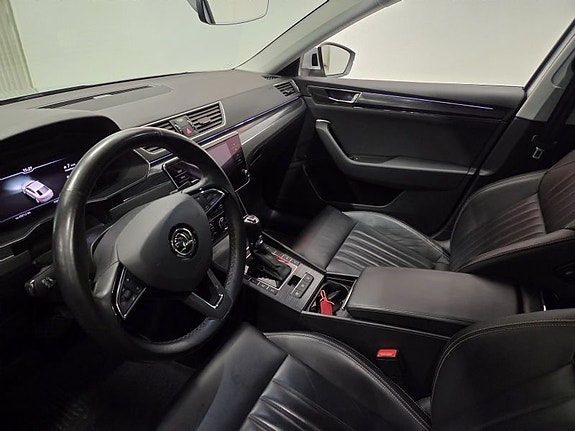 Skoda Superb 8 of 8