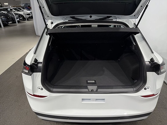Volkswagen T-Roc 14 of 15