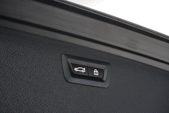 BMW 320d 10 of 21