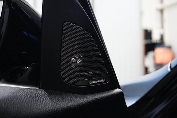 BMW 320d 11 of 21