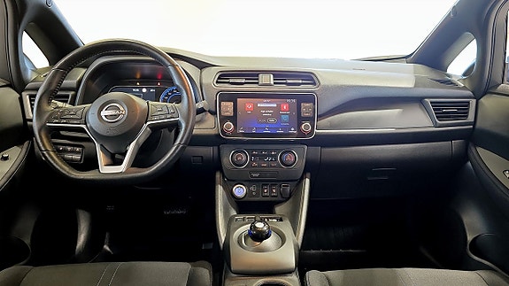 Nissan Leaf 4 of 5