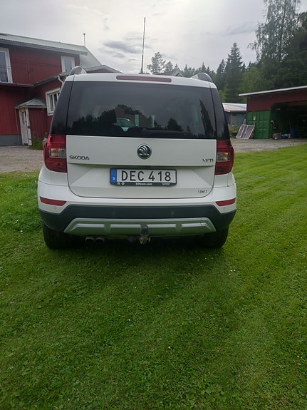 Skoda Yeti Outdoor 3 of 5
