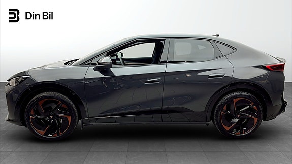 Cupra Tavascan 2 of 12