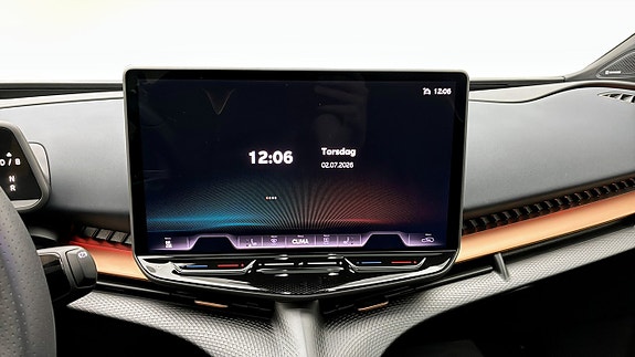 Cupra Tavascan 9 of 12