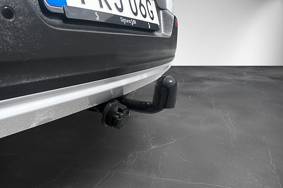 Volvo XC40 15 of 21
