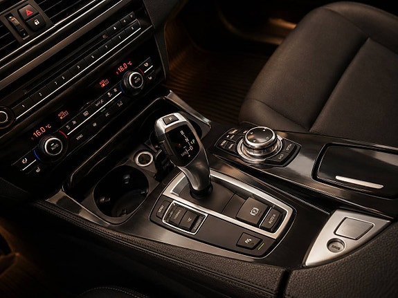 BMW 520d 11 of 13