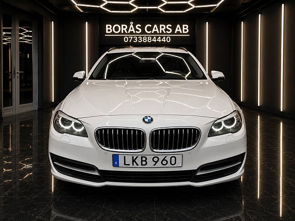 BMW 520d 2 of 13