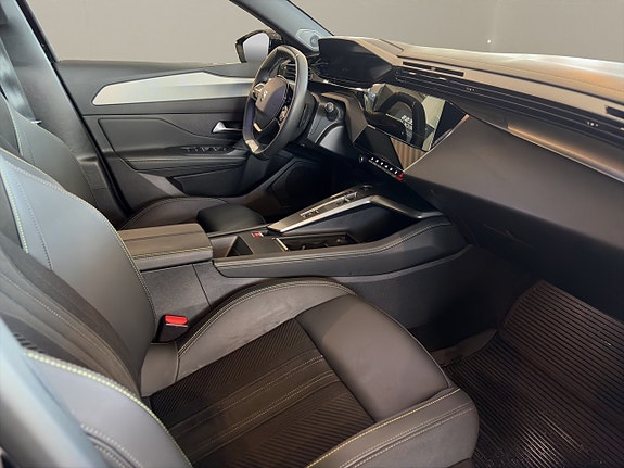 Peugeot 408 12 of 14