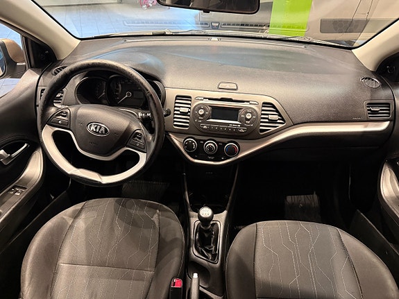 Kia Picanto 11 of 11