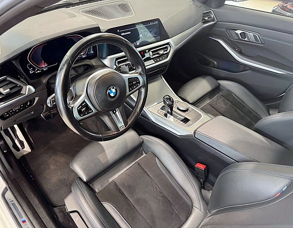 BMW 320d 21 of 30