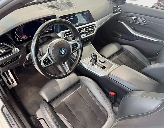 BMW 320d 22 of 30