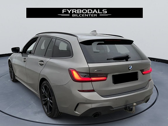 BMW 320d 14 of 30