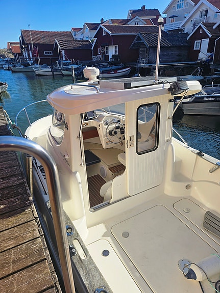 Quicksilver Pilothouse 640 med Mercury 115 3 of 5