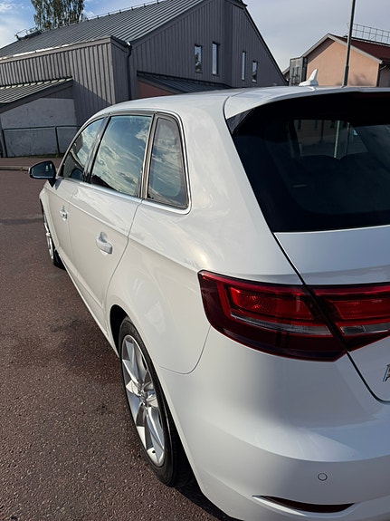 Audi A3 3 of 5