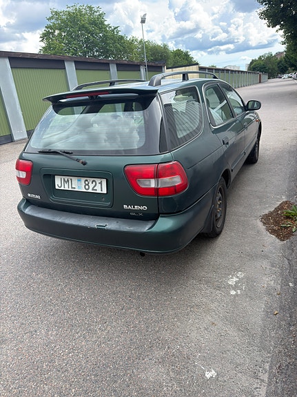 Suzuki Baleno 5 of 5