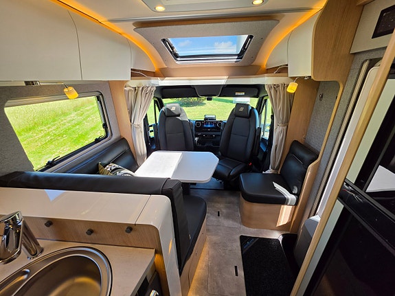 Hymer MasterLine T 780 BlackLine 3 of 15