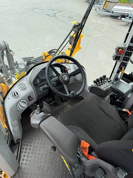 Volvo L60H -23 1744tim Lock-up CDC mm 1.725.000+m 6 of 19