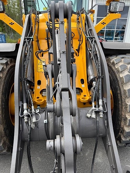 Volvo L60H -23 1744tim Lock-up CDC mm 1.725.000+m 18 of 19