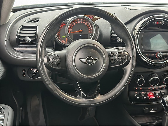 MINI Clubman Cooper SD 11 of 29