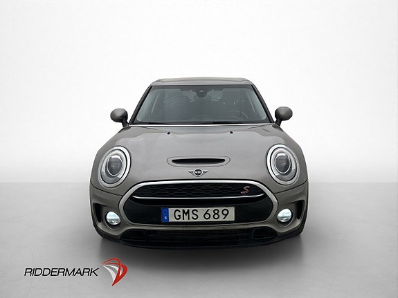 MINI Clubman Cooper SD 2 of 5