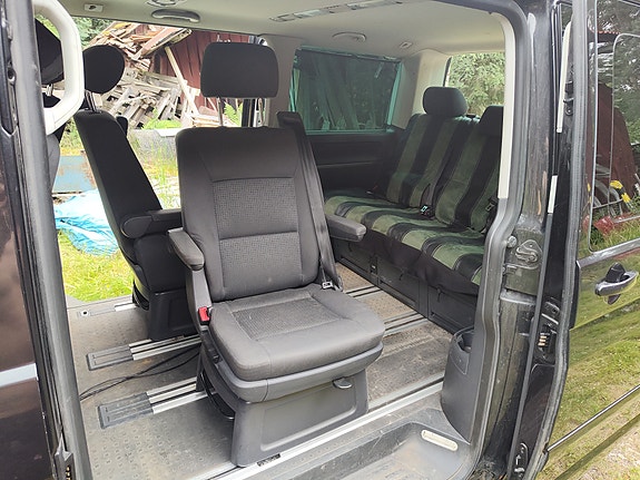 Volkswagen Multivan 4 of 5