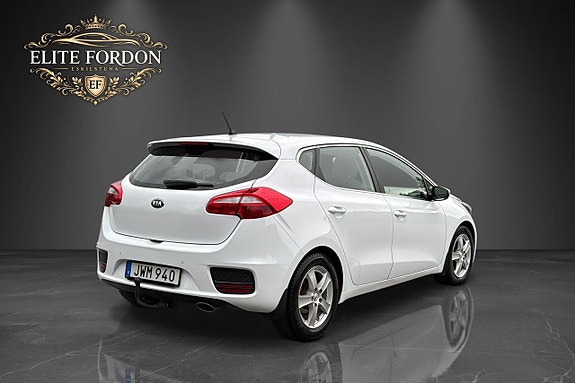 Kia Ceed 10 of 24