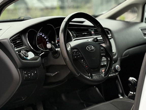 Kia Ceed 17 of 24