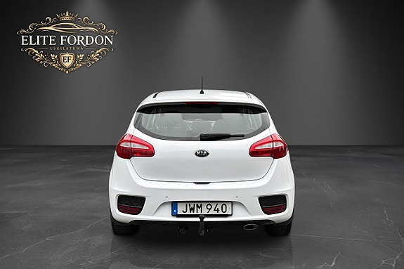 Kia Ceed 8 of 24