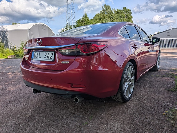 Mazda 6 3 of 5