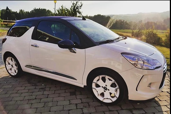 Citroen DS3 2 of 5