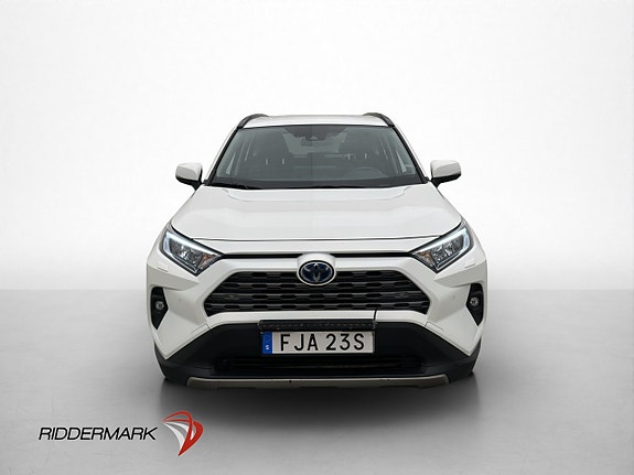 Toyota RAV4 2 of 5