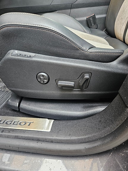 Peugeot 3008 6 of 11