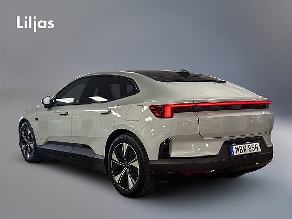 Polestar 4 3 of 11
