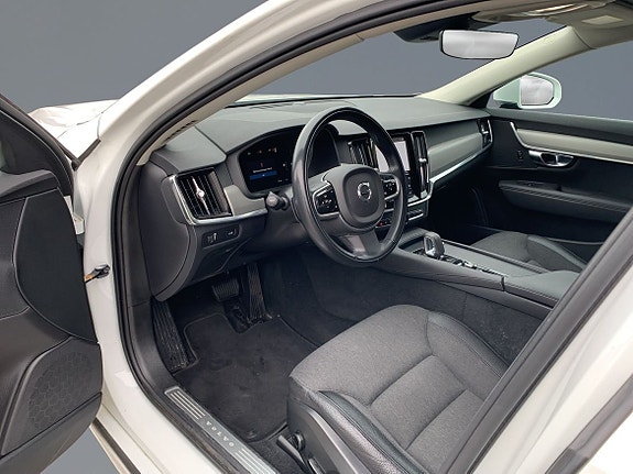 Volvo V90 5 of 11