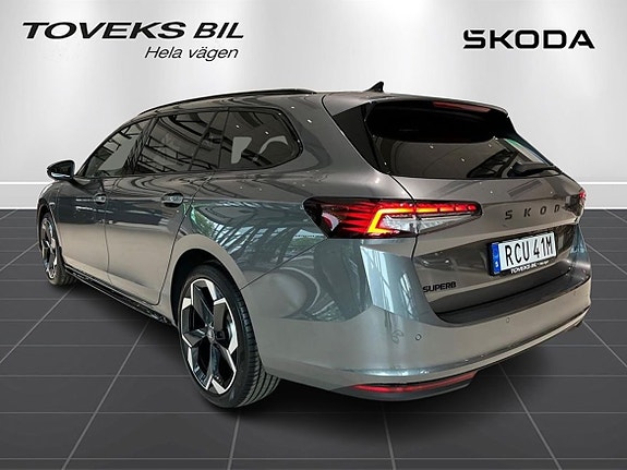 Skoda Superb 6 of 25