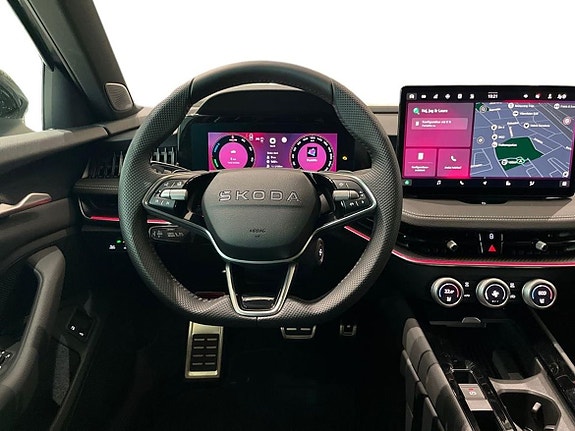 Skoda Superb 9 of 25