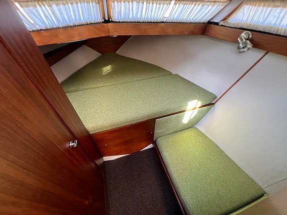 Coronet 26 Family -76 | Volvo Penta 4.3 GL -96 11 of 12