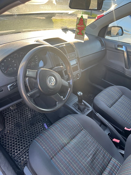 Volkswagen Polo 4 of 4