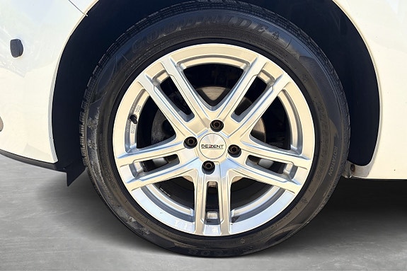 Renault Clio 9 of 28