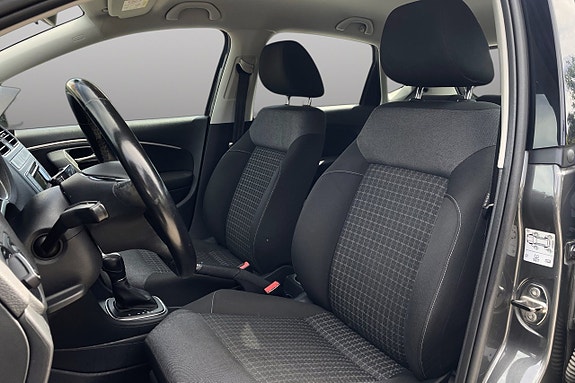 Volkswagen Polo 9 of 19