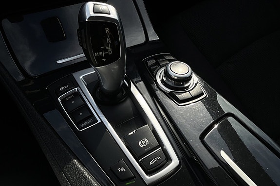 BMW 520d 24 of 28