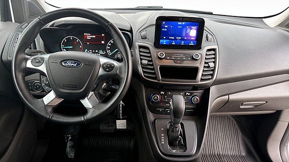 Ford Transit Connect 4 of 5