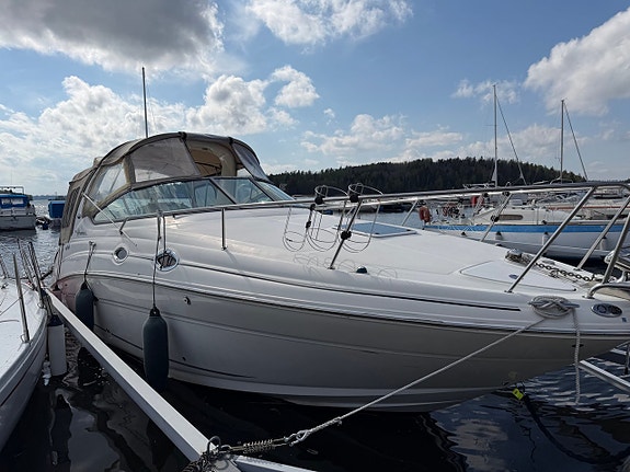 Sea Ray Sundancer 280/315 – 2x MerCruiser 5.0 MPI 3 of 15