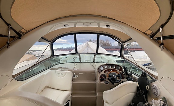 Sea Ray Sundancer 280/315 – 2x MerCruiser 5.0 MPI 7 of 15