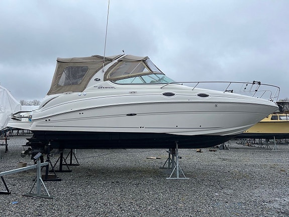 Sea Ray Sundancer 280/315 – 2x MerCruiser 5.0 MPI 13 of 15