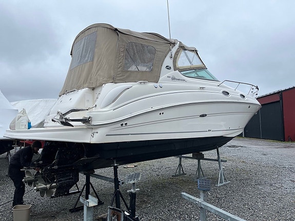 Sea Ray Sundancer 280/315 – 2x MerCruiser 5.0 MPI 11 of 15