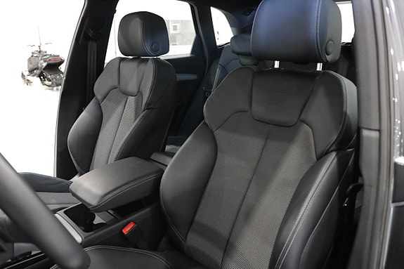 Audi Q5 15 of 30