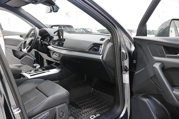 Audi Q5 13 of 30