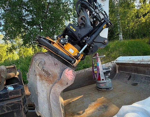 Liebherr 918 compact / Randex vagn / Steg 5 motor 9 of 9