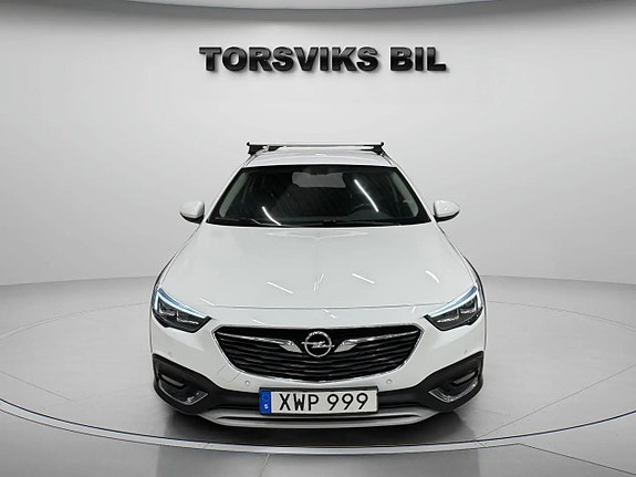 Opel Insignia Country Tourer 9 of 27